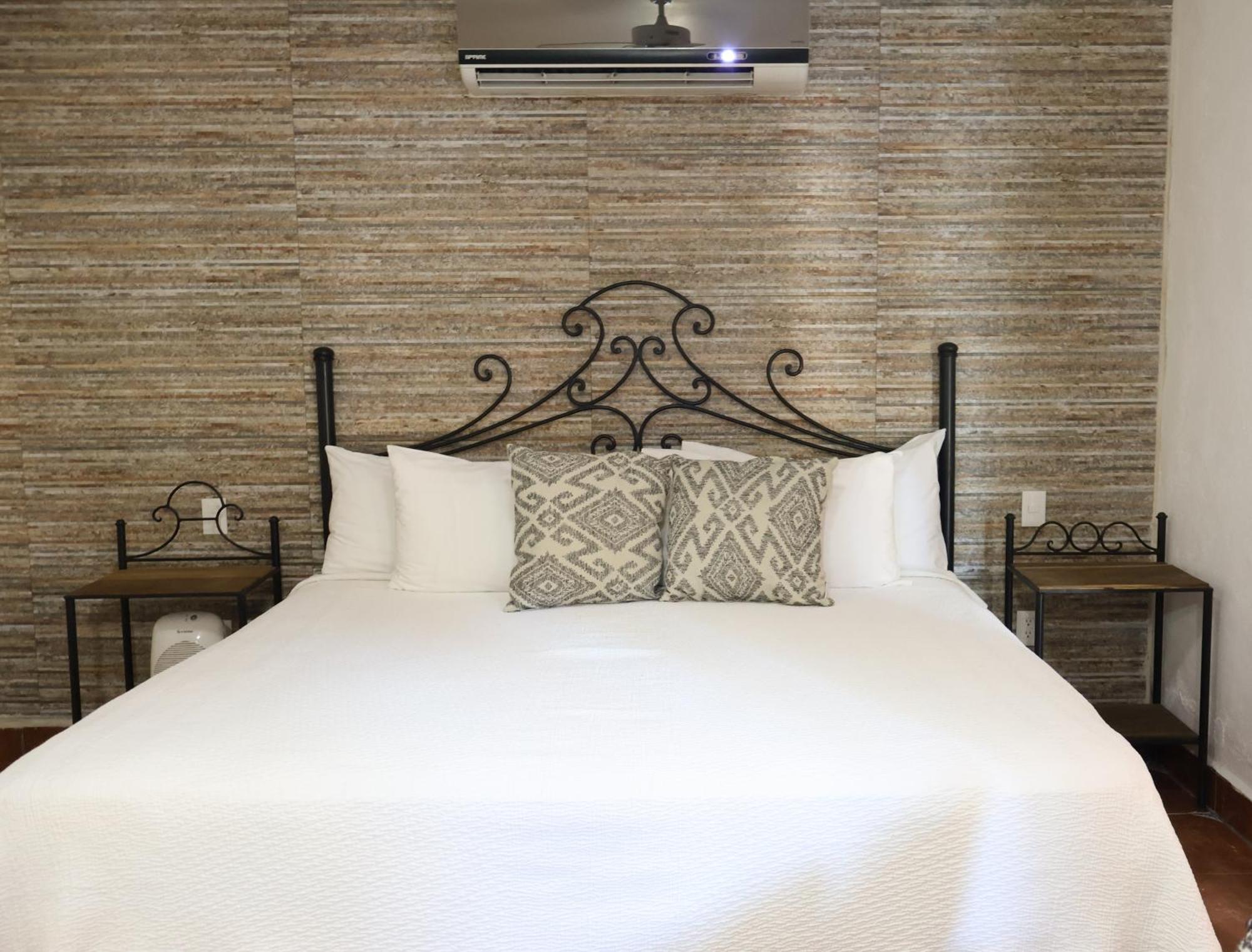 Casa Loteria -Pueblito Sayulita- Colorful, Family And Relax Experience With Private Parking And Pool Hotel Bagian luar foto
