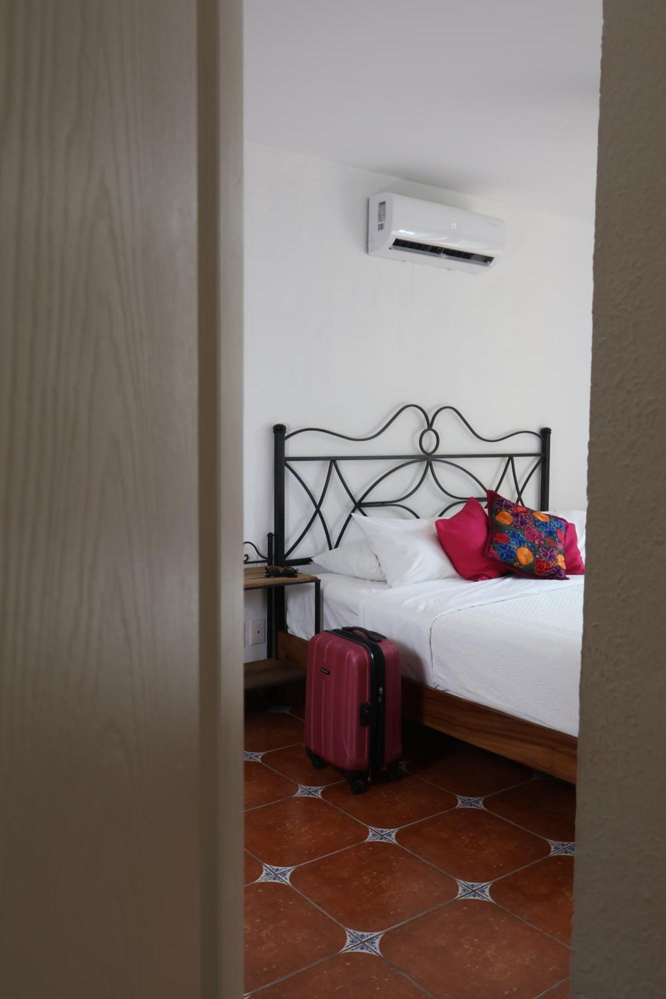 Casa Loteria -Pueblito Sayulita- Colorful, Family And Relax Experience With Private Parking And Pool Hotel Bagian luar foto